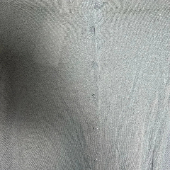 Halogen Light purple gray top with buttons up back Size Small - Picture 6 of 7